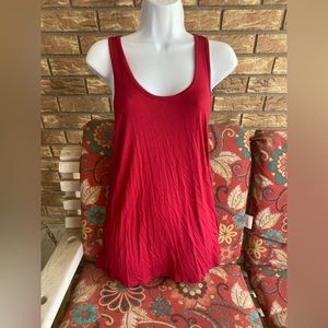 Solid Tank Top in Maroon sz M